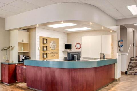 check in Comfort Inn Halifax