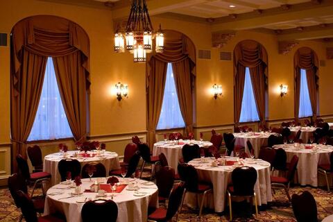 ontbijt/dinerzaal Delta Hotels by Marriott Bessborough