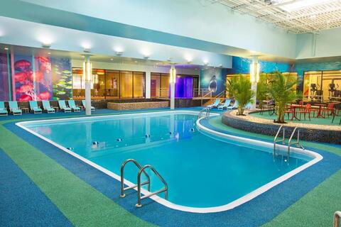 zwembad Sheraton Niagara Falls