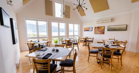 ontbijt/dinerzaal Neddies Harbour Inn