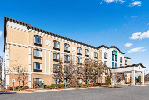 Platinum Inn & Suites Willowbrook Houston buitenkant hotel