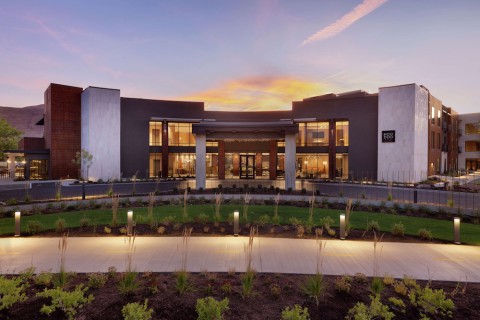 9c764c53_z-MASTER-793531