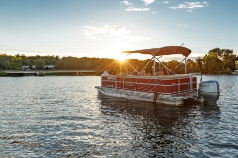 Sunset Boat Ride On Lake Tuscaloosa 1