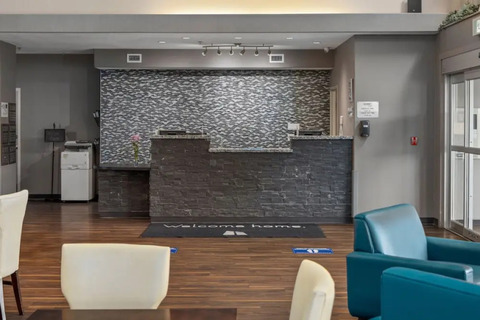 check in Home Inn and Suites Regina Airport