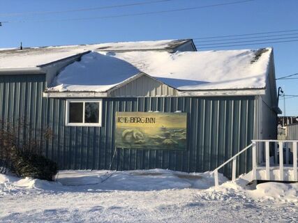 Iceberg Inn Churchill