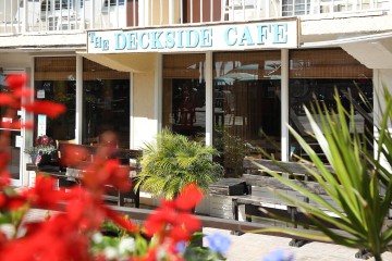 Deckside Cafe