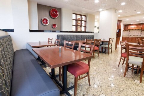 Ontbijt/lunch/diner zaal Drury Inn