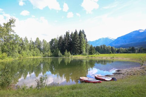 Golden Riverfront Campground