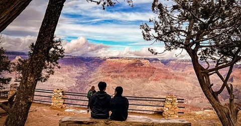 Grand Canyon uitzicht bij Yavapai Lodge
