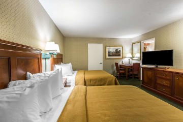 Guest Room With Two Beds