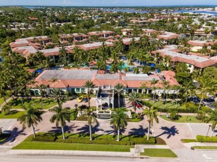 Naples Bay Resort Marina