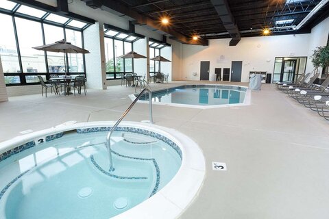 Pool Drury Inn