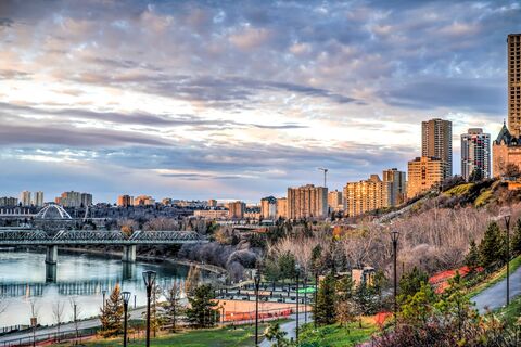 Edmonton Skyline bij zonsopkomst