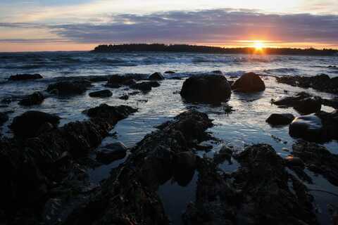 Novia Scotia, Sunset Bay Of Fundy