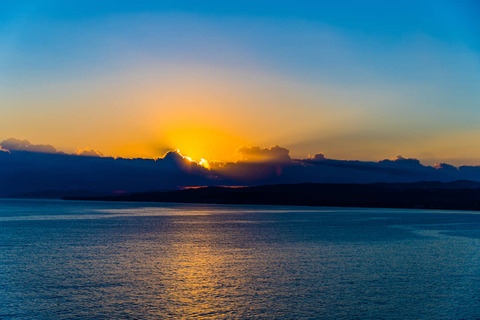 Zonsondergang vanuit Ocho Rios, Jamaica