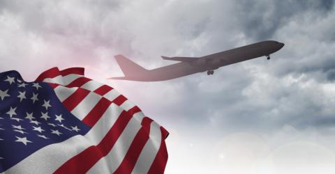 vliegtuig en vlag amerika