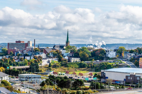 Shutterstock 2584390085