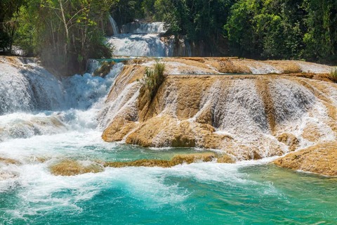 Agua Azul watervallen, Palenque, Chiapas, Mexico.