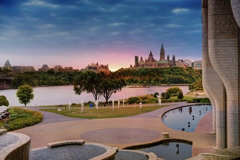 Zonsondergang Parliament Hill of Ottawa,