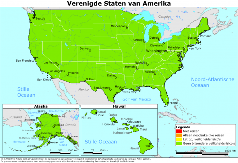 Landkaart van de Verenigde Staten met Alaska en Hawaï waarop het reisadvies met kleurcodering per gebied staat aangegeven