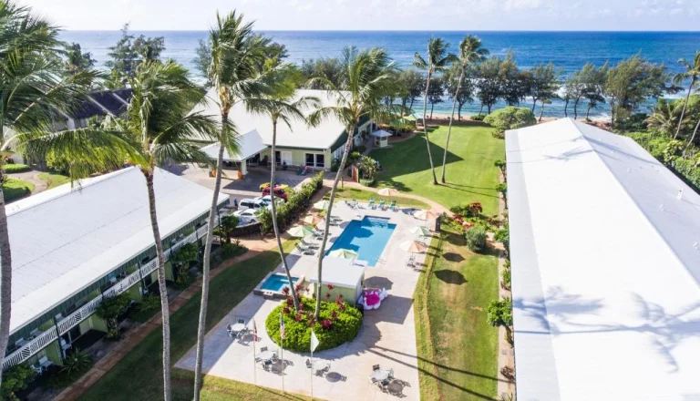 Toeristisch en gezellig druk in Hawaii