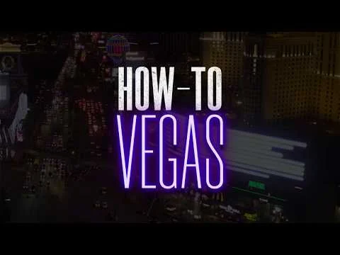 Donker videobeeld met de tekst How To Vegas over een luchtfoto van de verlichte hotelgebouwen langs de Las Vegas Strip in de avond