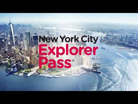 Videothumbnail met een luchtfoto van Lower Manhattan en de tekst New York City Explorer Pass